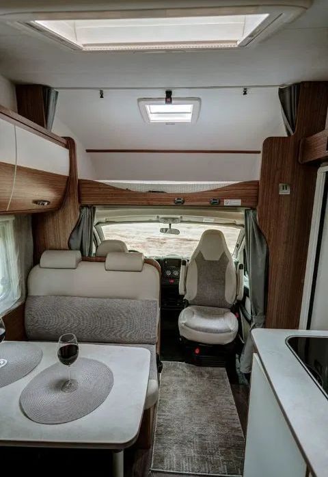 Wynajem Kampera/Kamper 6 osobowy kampery.elblag.pl