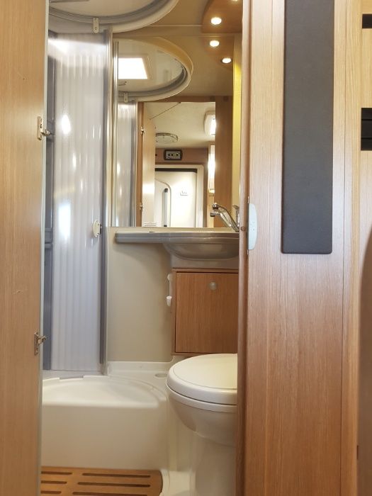 Promocja VIP 8 osób 290zl brutto Kamper wynajem Wynajm