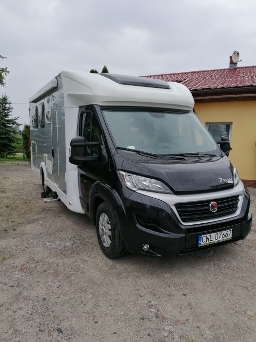 Wynajem kampera. Brak limitu kilometrów. Wolne terminy 2021.