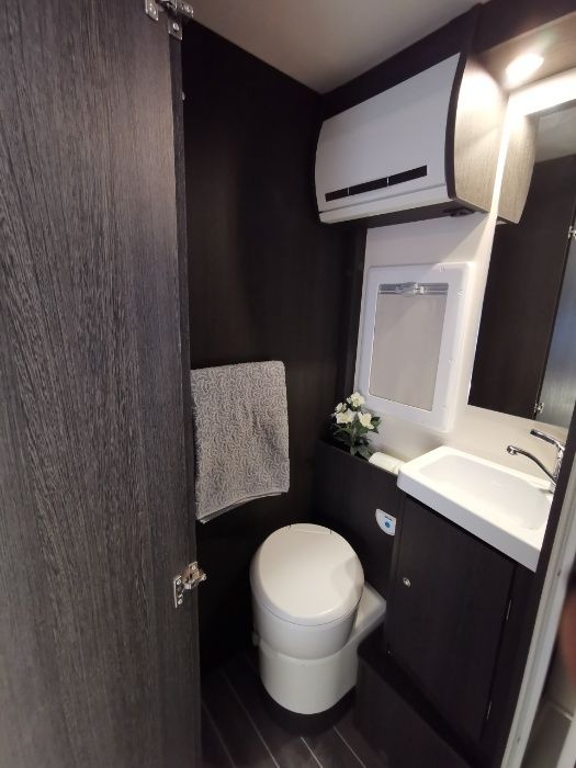 Wynajem kamperów Łódź, nowe kampery, kamper 6-cio osobowy