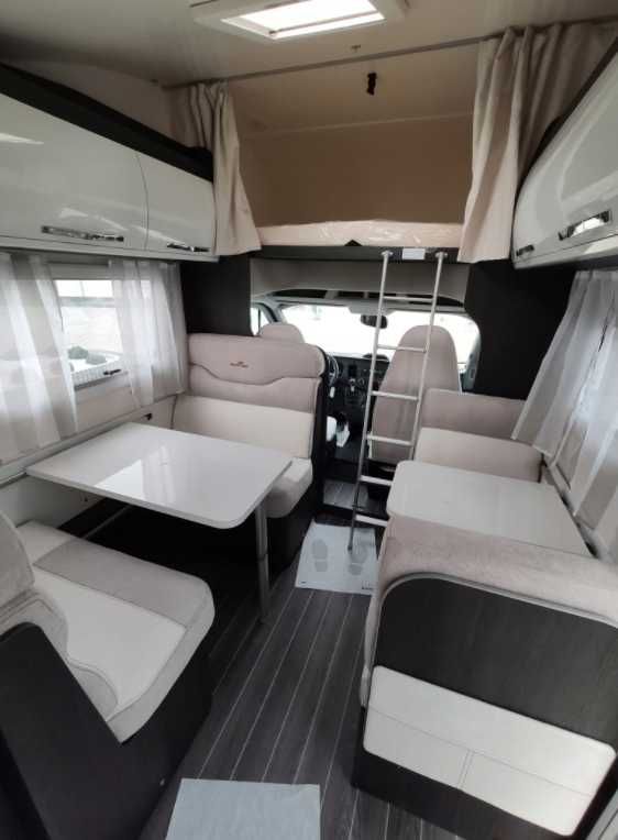 Wypożyczalnia wynajem nowy Kamper Ford Roller Team Najlepsza oferta!