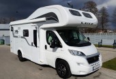 Wynajem wypozyczalnia kamper Laika Kosmo F261 2.3 diesel 6-osobowy