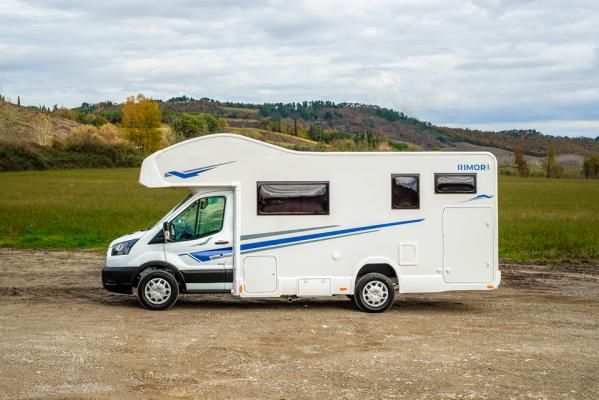 Wynajem Nowy Camper Rimor Evo 5 2021 r 6 os Od 390 PLN!