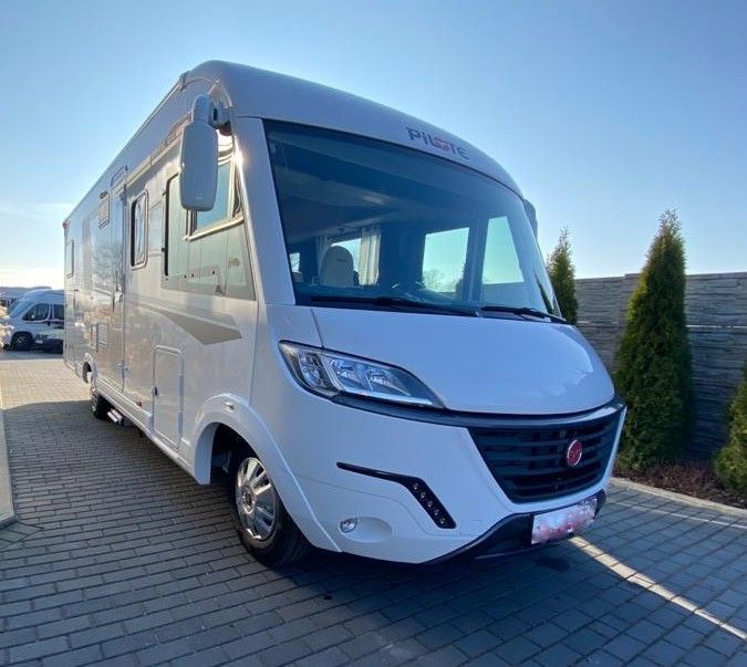 Kamper Integralny – na wynajem, 4 osobowy