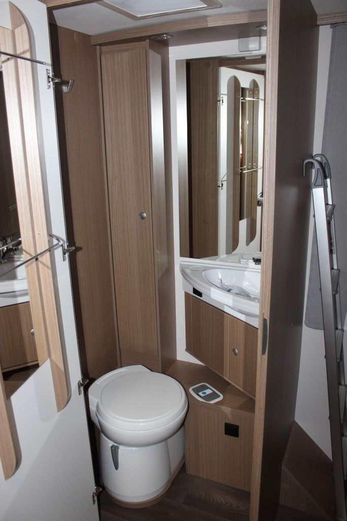 Wypożyczenie wynajem kampera carado t449 5 os.NOWY BOGATE WYPOSAŻENIE