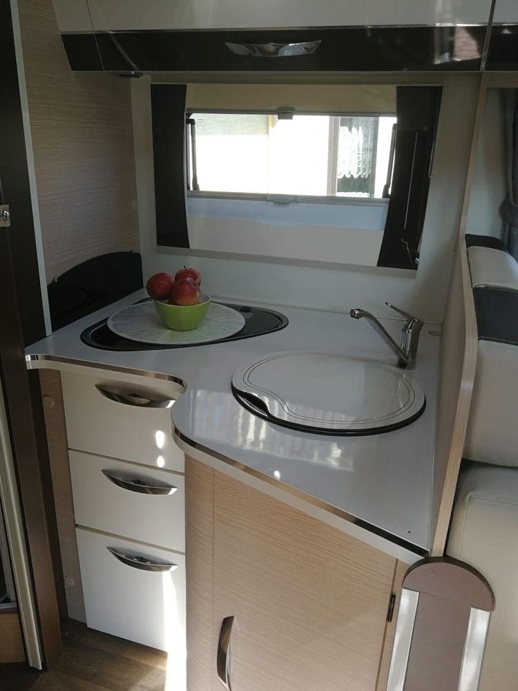 Wynajem Kamper, Camper, Kamper- 5 osobowy, 163KM.