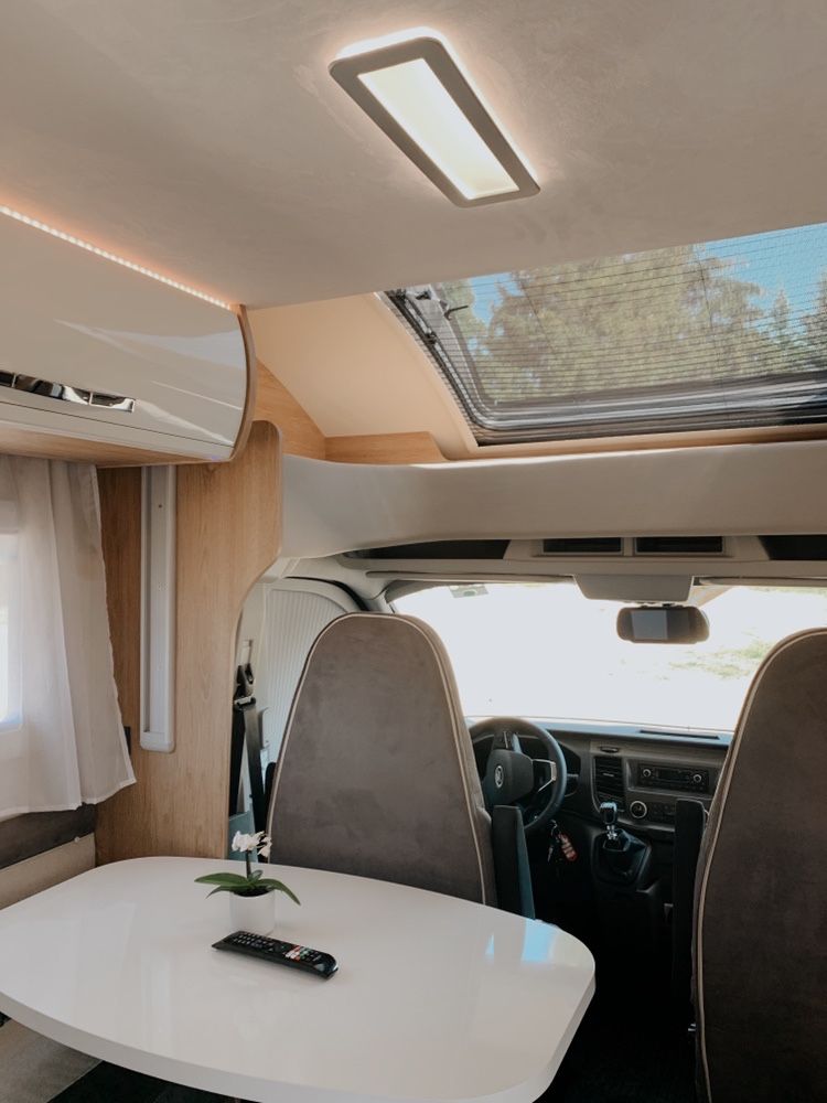 Kamper na wynajem Horon 84XT 5-osobowy NOWY