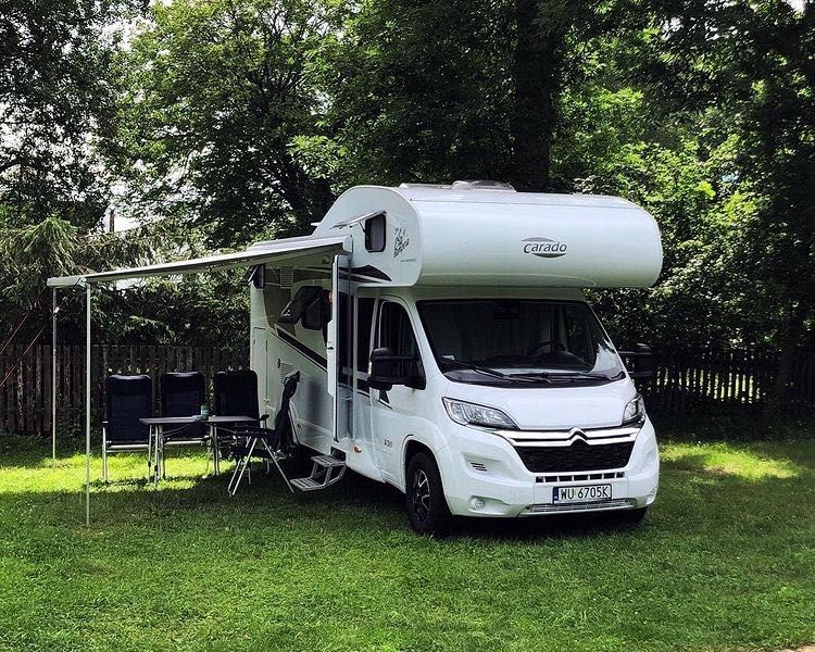 Wynajem kampera, nowy Carado, alkowa, całoroczny