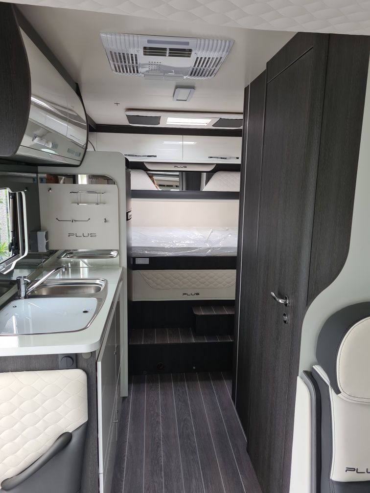 Wynajem kampera LUBOŃ Ford Transit – bardzo wysoki standard