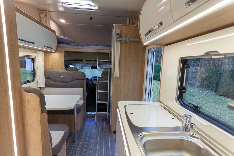 Nowy Kamper na wynajem. Warszawa i okolice.