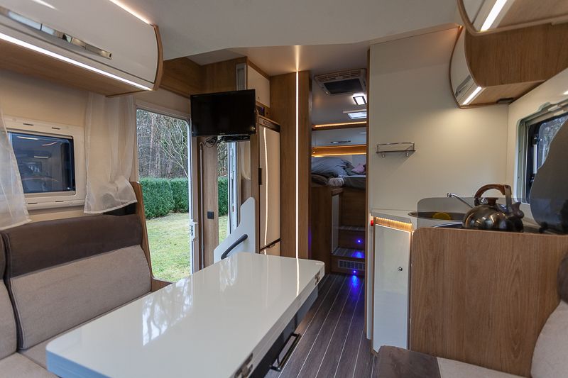 Nowy Kamper na wynajem. Warszawa i okolice.