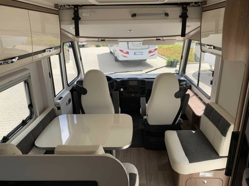 Wynajem kampera INTEGRA z 2020r – wypożyczalnia od 552zł! Dethleffs