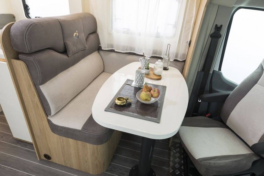 Wynajem kampera Ci Horon 63XT – od 400 zł / dzień!