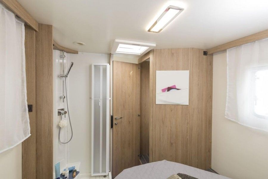 Wynajem kampera Ci Horon 63XT – od 400 zł / dzień!