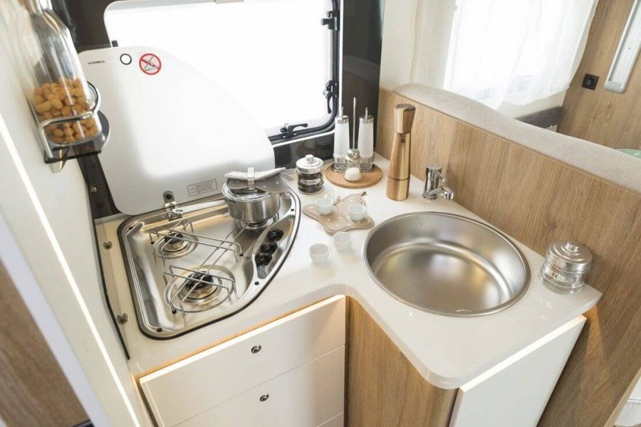 Wynajem kampera Ci Horon 63XT – od 400 zł / dzień!