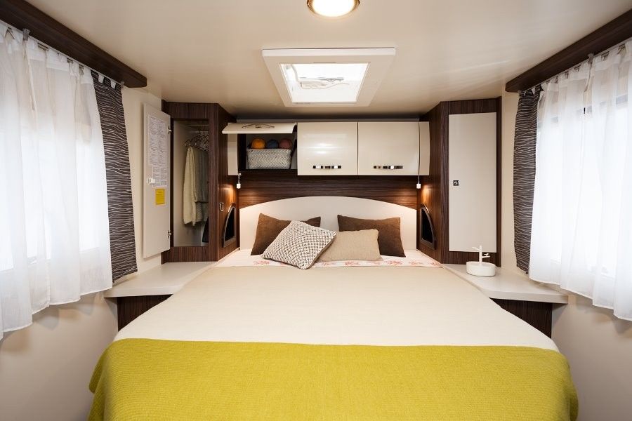 Nowy kamper 5os. Wypożyczalnia Kamperów Wynajem Kampera -> 6 sztuk