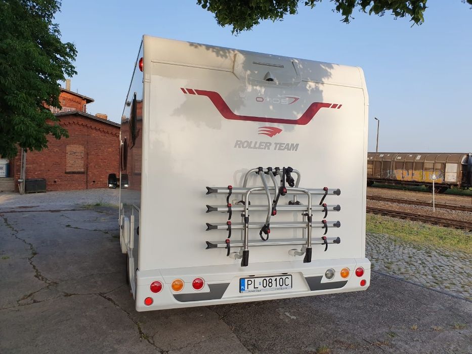 Wynajem Campera Ford Transit Roller Team Wolne terminy Kamper