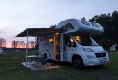 Wynajem wypozyczalnia kamper Laika Kosmo F261 2.3 diesel 6-osobowy