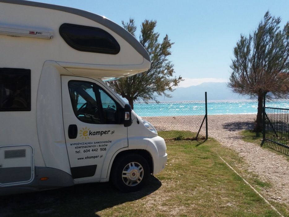 Kamper camper 7 osób wynajem 299 zł/doba wypożyczalnia kamperów Kraków