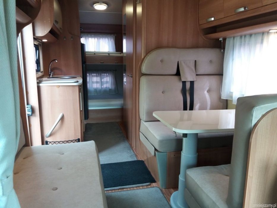 Kamper camper 7 osób wynajem 299 zł/doba wypożyczalnia kamperów Kraków