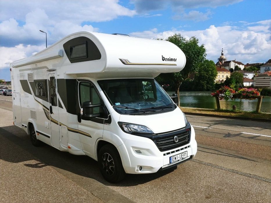 Wynajem,wypożyczalnia kamperów.Wieluń Wrocław Łódź Częstochowa .