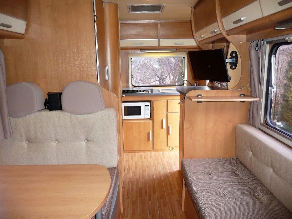 Wynajem Kampera 6 osobowego. Poznań