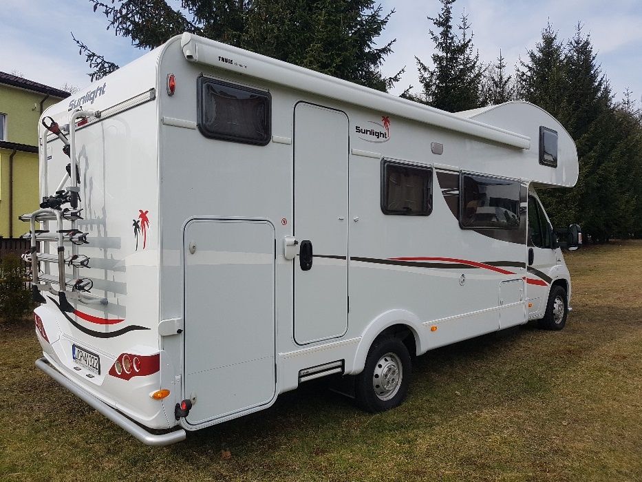 Full Opcja Vip 8- osób 290zl Kamper wynajem Wynajm wypożyczalnia