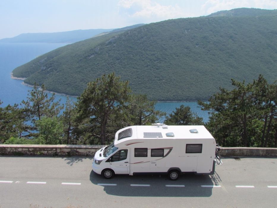 Wynajem kamperów z 2020r. ŚLĄSK. Nowy camper premium od 350zł brutto