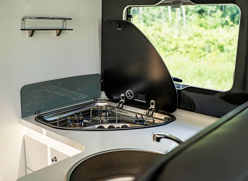 WYNAJEM NOWEGO KAMPERA, 5 osób, 2020r. automat. – Wrocław,