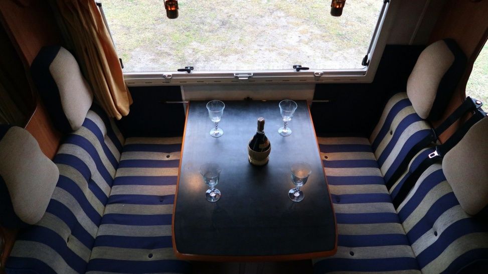 Wynajem kampera/250zł kwiecień-maj/Warszawa/6 os/pełne wyposażenie