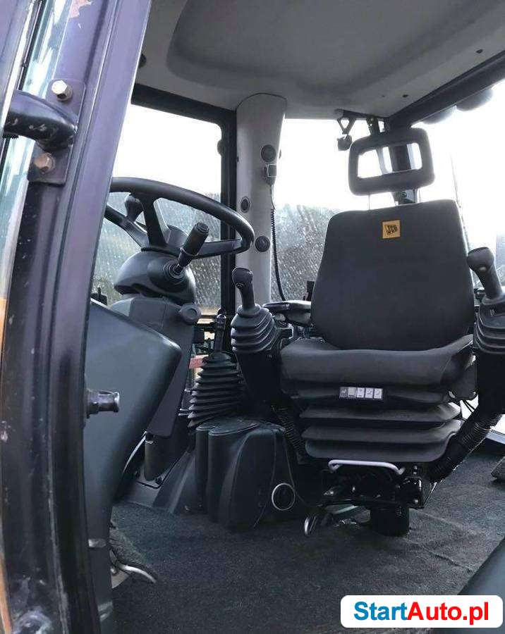 Jcb 4CX koparko ladowarka kolowa