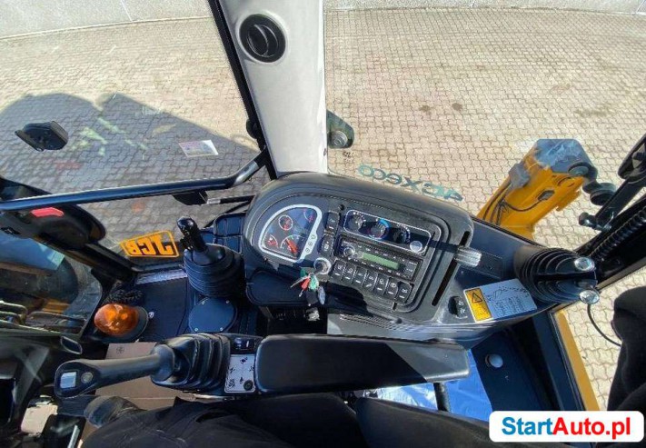 Jcb 4CX koparko ladowarka kolowa