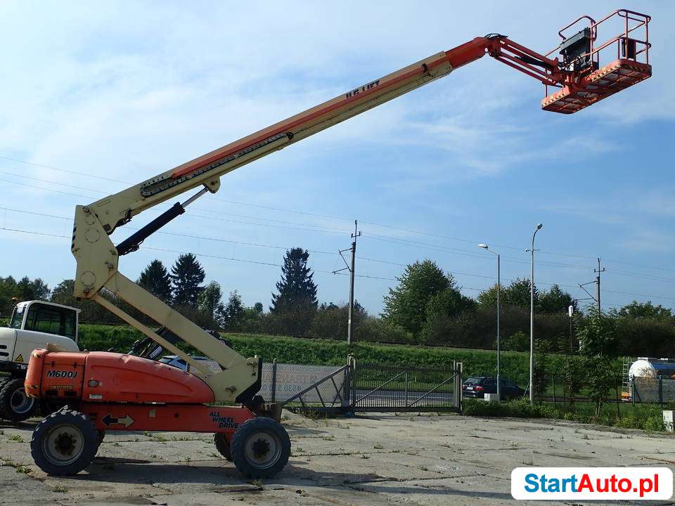 JLG M 600 J (326)