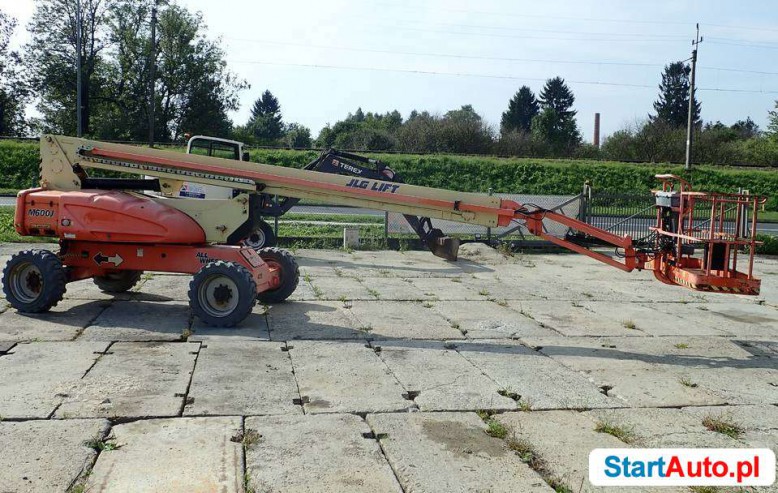 JLG M 600 J (326)