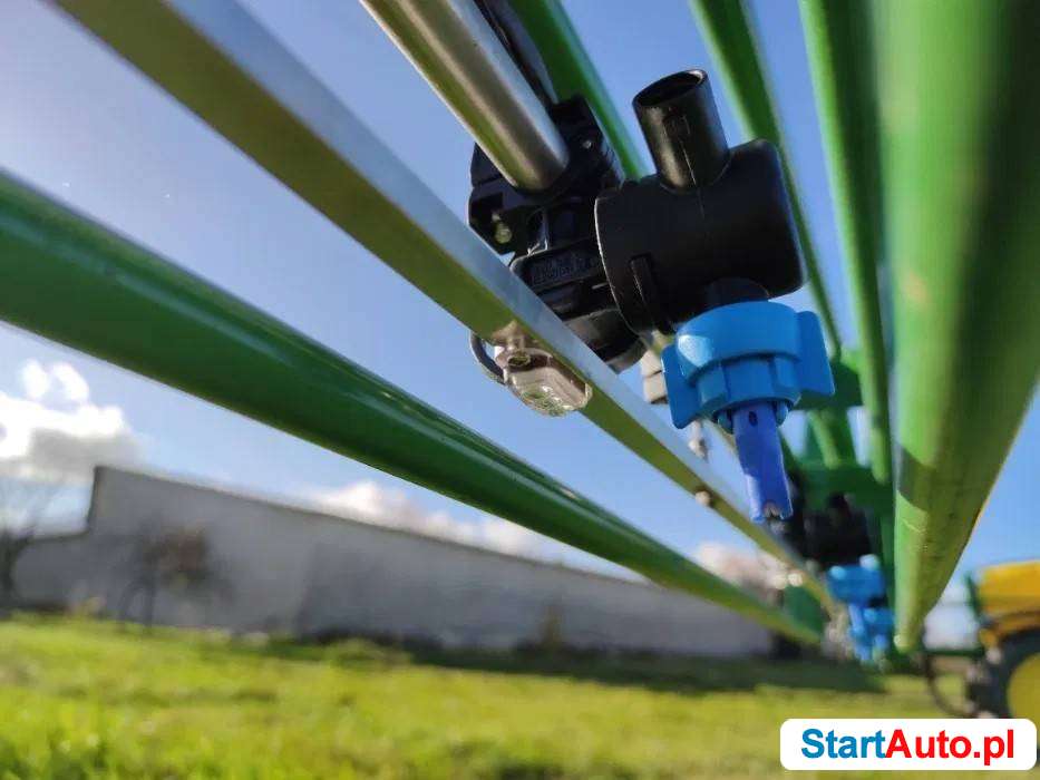 John Deere M740 opryskiwacz