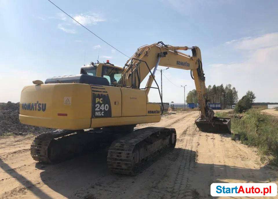 Komatsu PC 240 NLC-8 koparka gąsienicowa