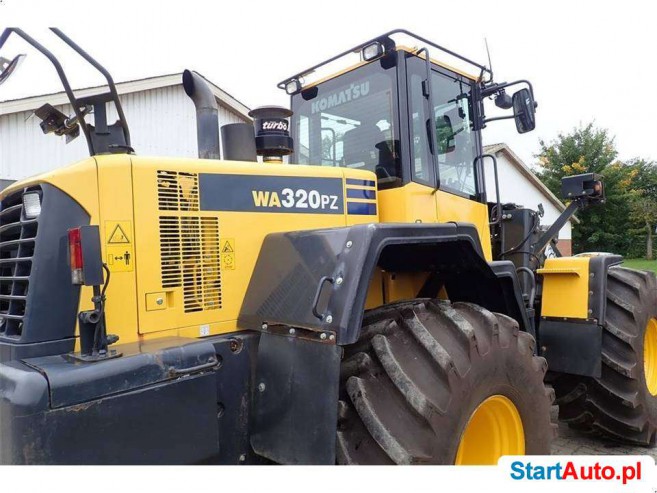 Komatsu WA320 LADOWARKA KOLOWA