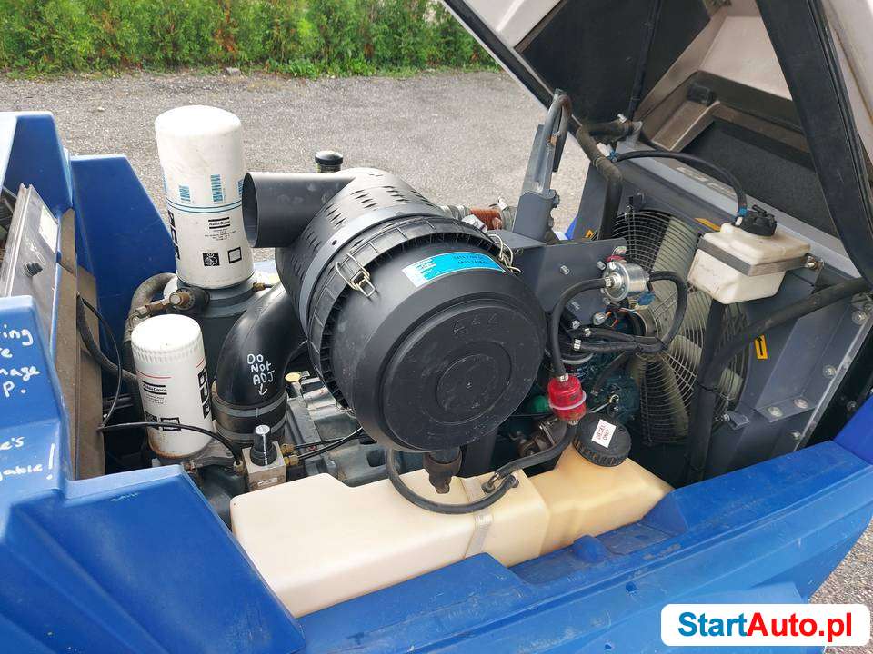 Kompresor sprężarka śrubowa Atlas Copco XAS67 2014r Kaeser