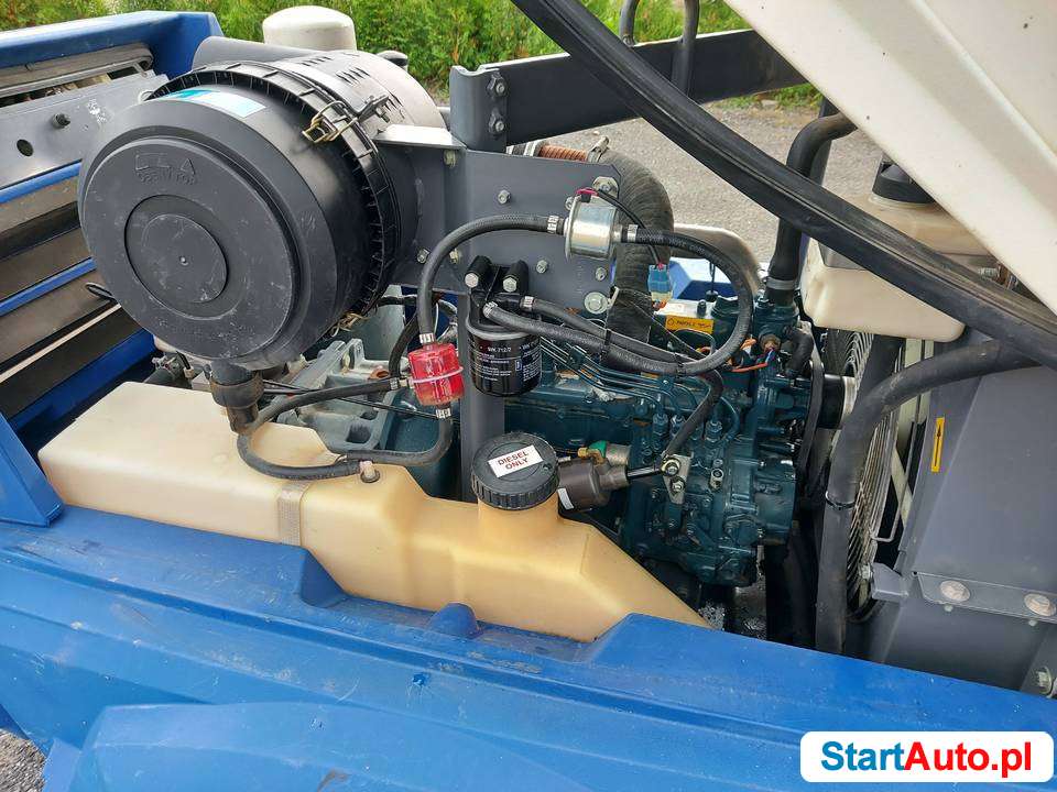 Kompresor sprężarka śrubowa Atlas Copco XAS67 2014r Kaeser