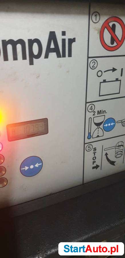 Kompresor sprężarka śrubowa COMPAIR C42 4,2m3, 2011