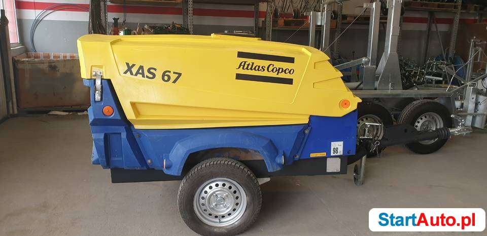 Kompresor śrubowy powietrza Atlas Copco XAS 67 3,8m3 2013