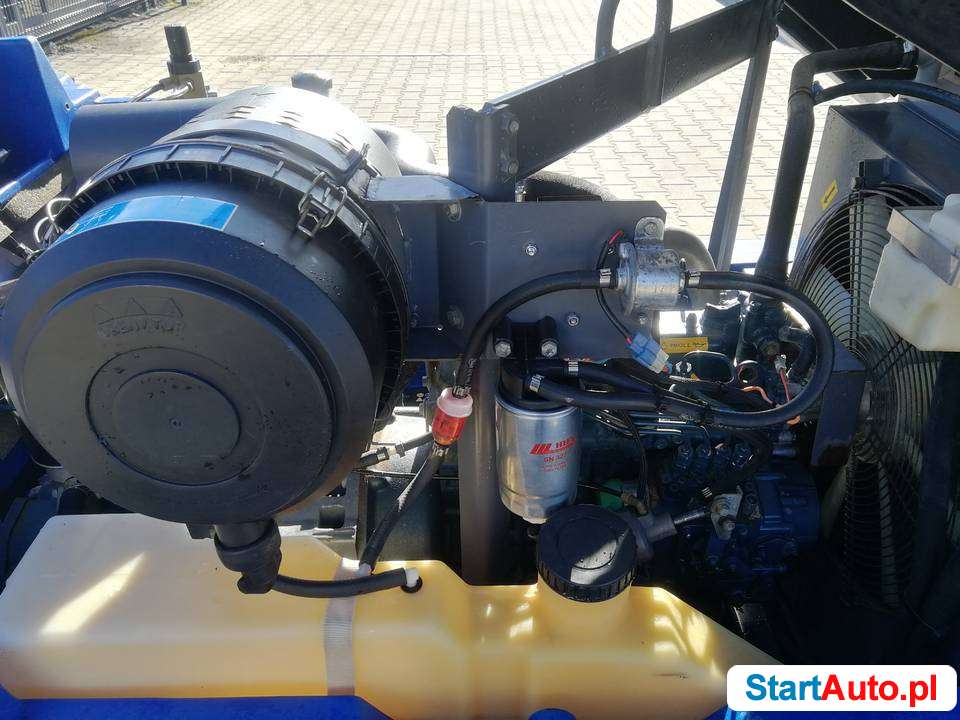 Kompresor śrubowy sprężarka Atlas Copco XAS 67, Doosan