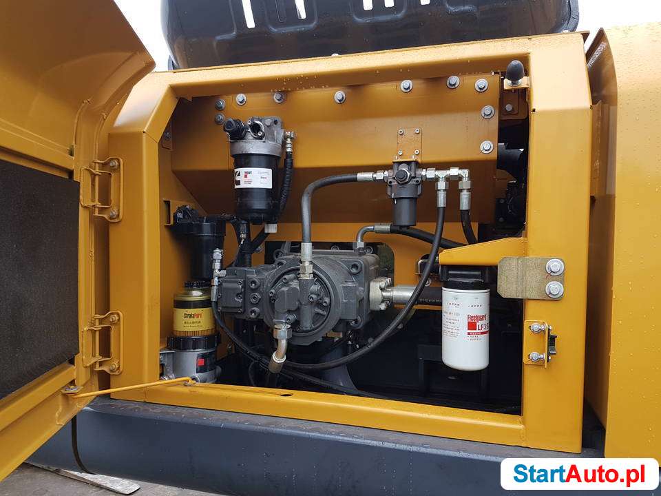 Koparka gąsienicowa XCMG XE300C sprzedajemy