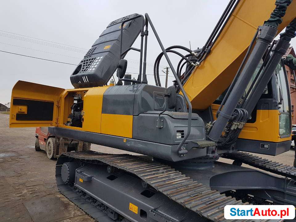 Koparka gąsienicowa XCMG XE300C sprzedajemy