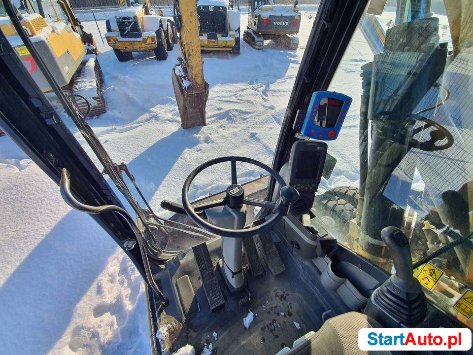 Koparka kołowa CAT M316D r. 2007 – kołówka