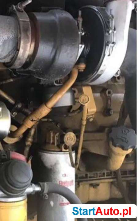 Koparka kołowa CATERPILLAR 318 D ramię 3 lamane