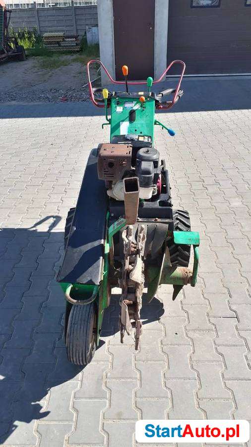 Koparka łańcuchowa Ditch Witch 1030 wykop 75cm silnik Honda