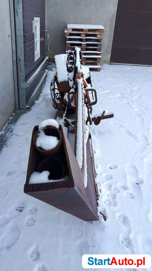 Koparka łańcuchowa Ditch Witch H312 z przyłączem do koparki