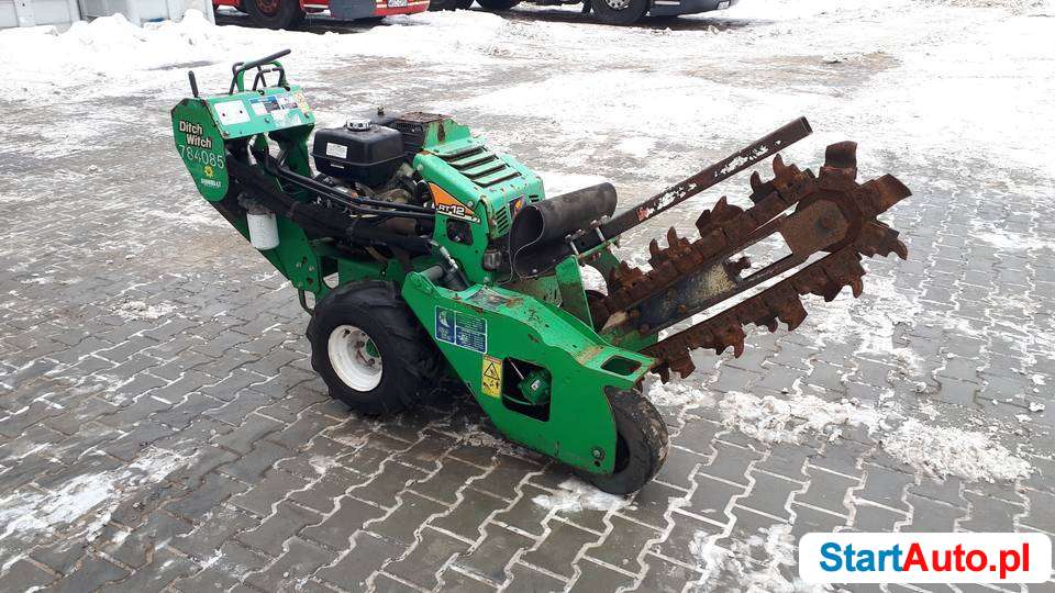 Koparka łańcuchowa Ditch Witch RT12 silnik Honda