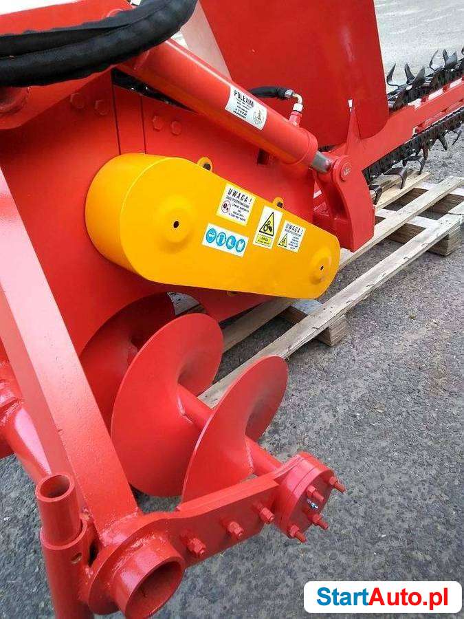 KOPARKA ŁAŃCUCHOWA NAPĘDZANA Z CIĄGNIKA ROLNICZEGO
